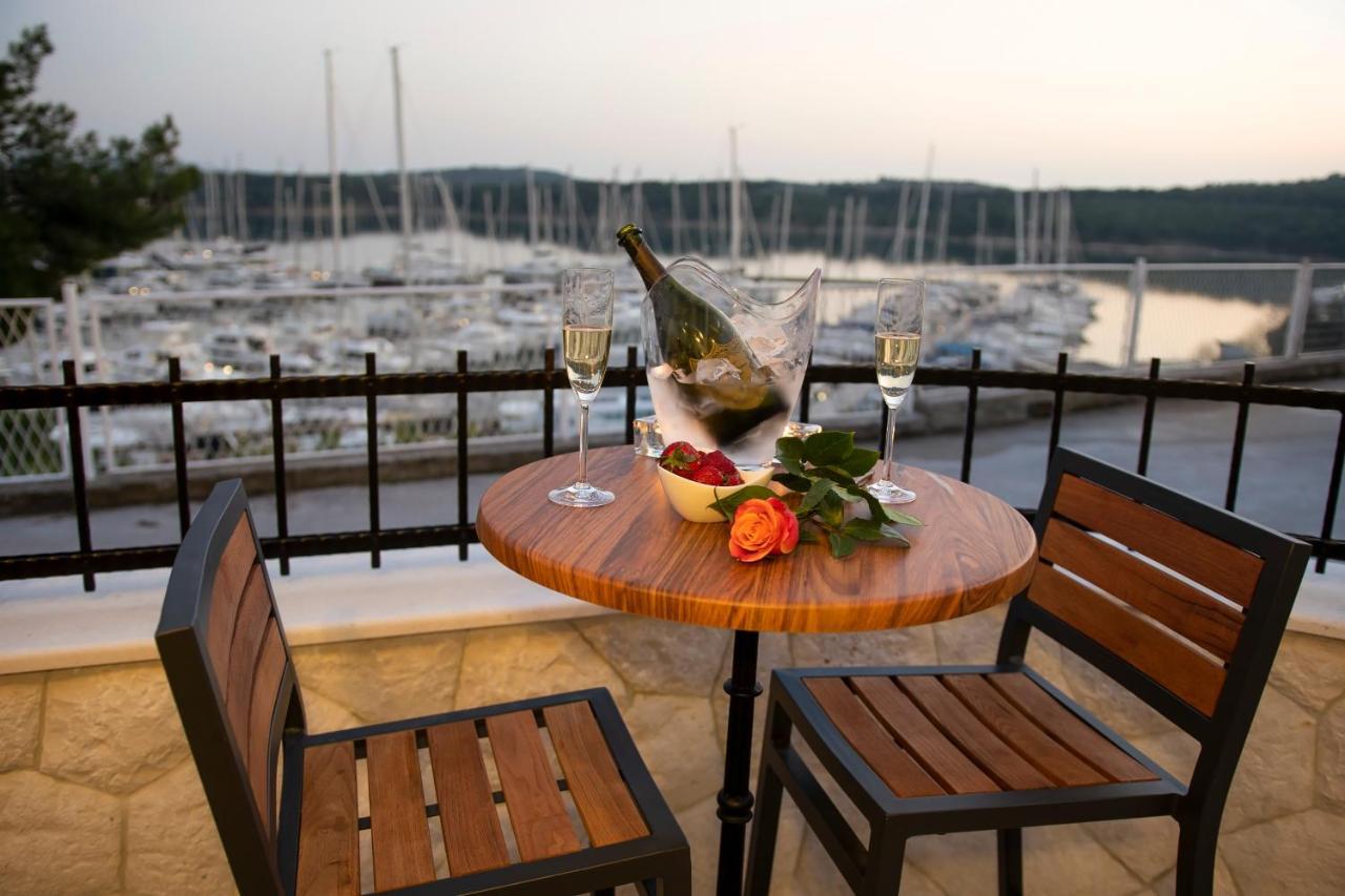 Luxury Apartment Vista Del Mare Σίμπενικ Εξωτερικό φωτογραφία